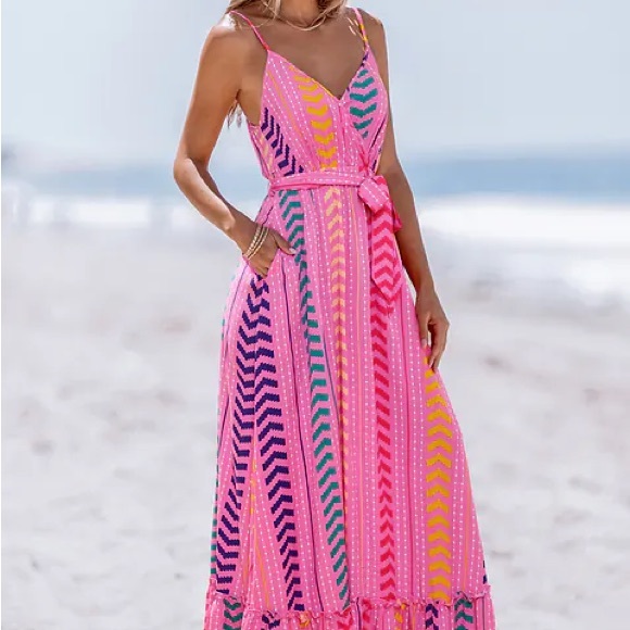 Pink V-Neck Belted Maxi Dress - Picture 3 of 3